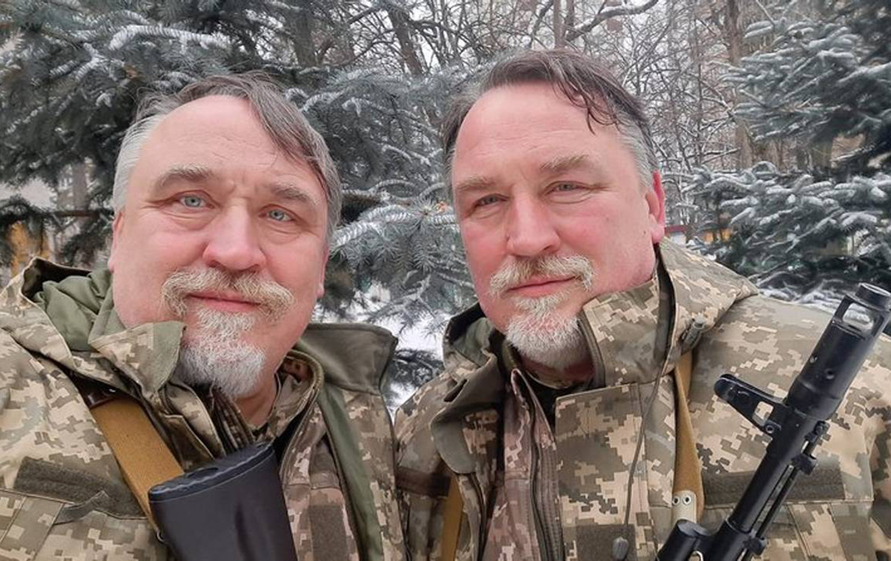 Как выглядит могила Дмитрия Капранова: памятник сделал его брат-близнец (фото)